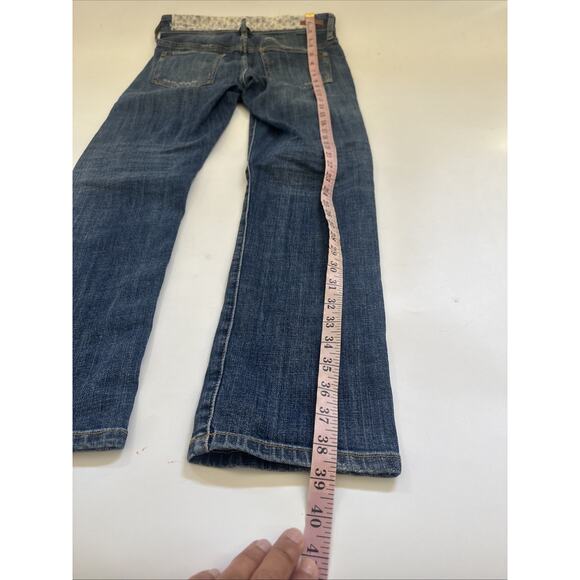 Pilcro Anthropologie Distressed Embroidered Patches Slim Boyfriend Jeans 27 BOHO - Picture 8 of 12